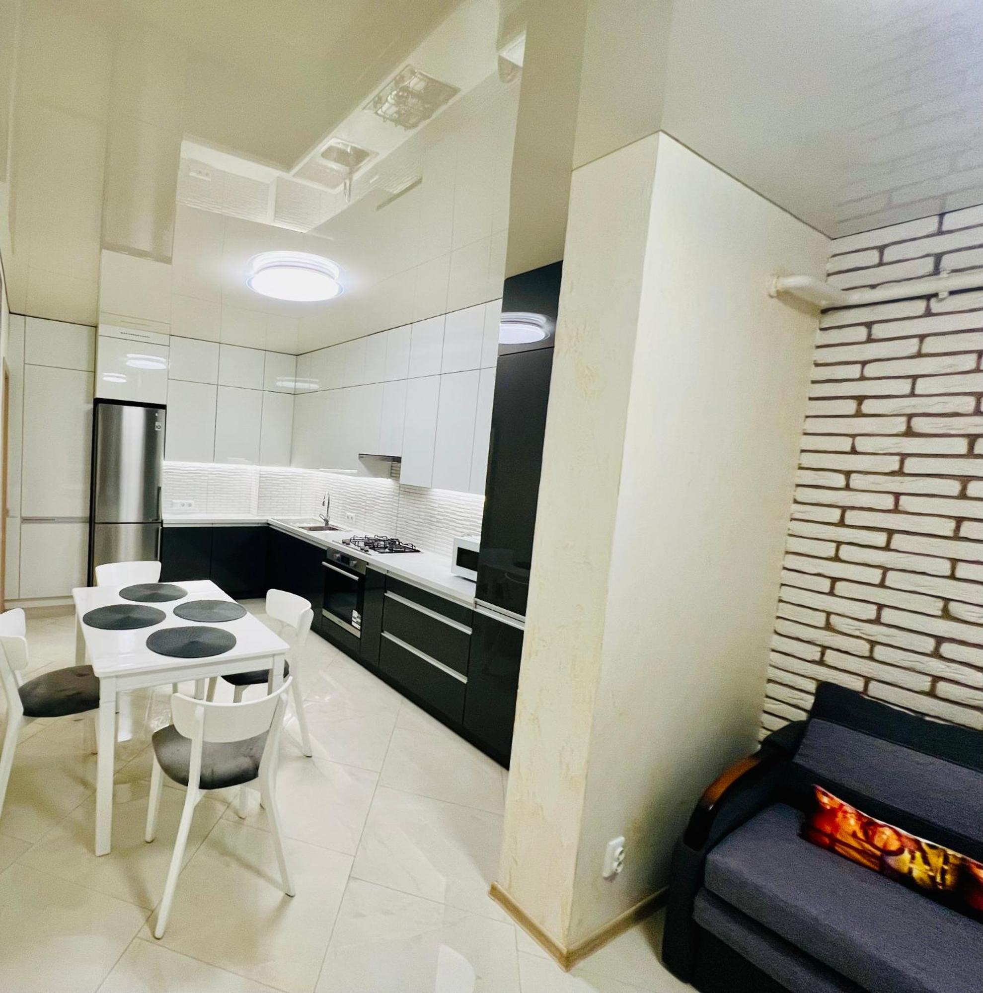 Ferienwohnung Шевченка,60 - Семицвіт Lemberg Exterior foto